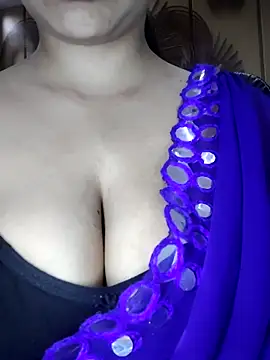 annanya01 online show from September 20, 1:39 am