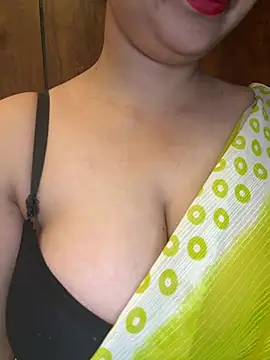 Snapshot of annanya01 chatting on May 7, 6:19 am annanya01 online show from May 7, 6:19 am