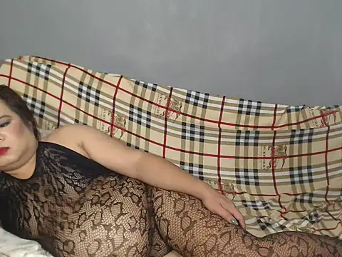 sexyh0tangel online show from December 2, 5:08 pm