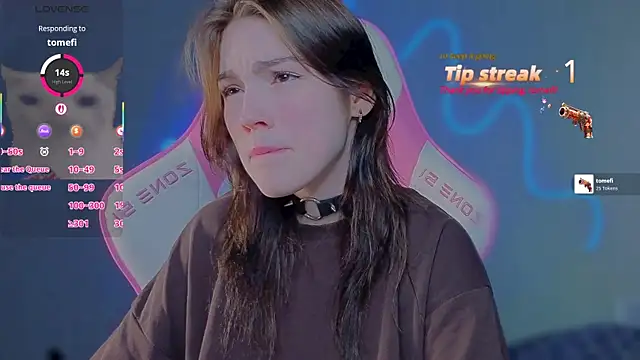 Snapshot of Sophie_SkyAngel chatting on July 10, 10:40 am Sophie SkyAngel online show from July 10, 10:40 am