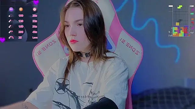 Snapshot of Sophie_SkyAngel chatting on July 29, 4:32 am Sophie SkyAngel online show from July 29, 4:32 am