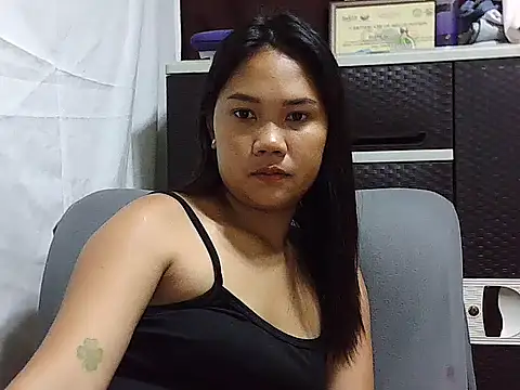 Snapshot of SexypilipinaLady22 chatting on March 11, 8:31 am SexypilipinaLady22 online show from March 11, 8:31 am