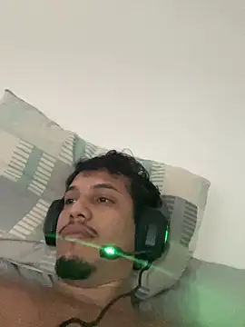 Snapshot of BAGHEERAPGG chatting on October 4, 10:57 am BAGHEERAPGG online show from October 4, 10:57 am