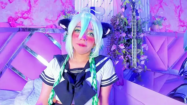 Snapshot of Akane_Hikari_ chatting on October 6, 4:21 am Akane Hikari  online show from October 6, 4:21 am