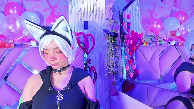 Akane Hikari  online show from February 5, 4:28 am