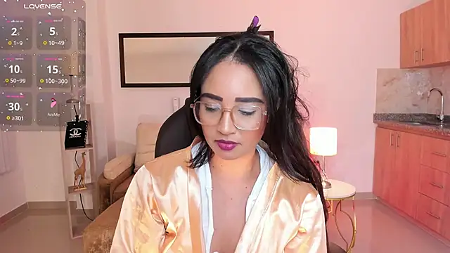 Sharon breezee online show from September 28, 4:40 am