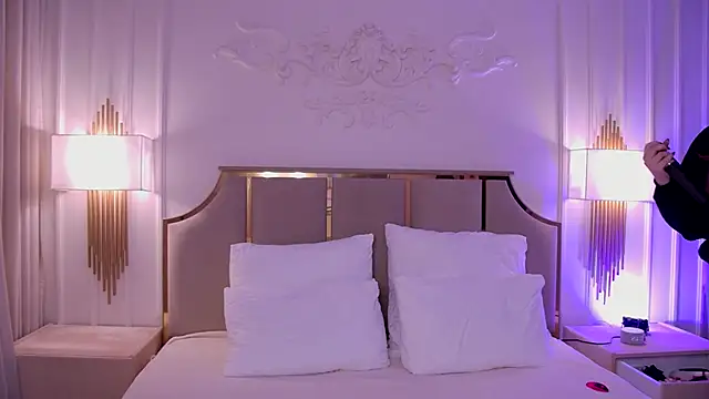 MeganStrain online show from September 10, 3:06 am