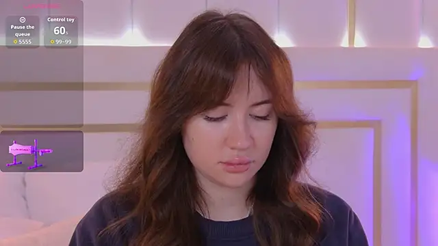 MeganStrain online show from October 6, 3:15 am