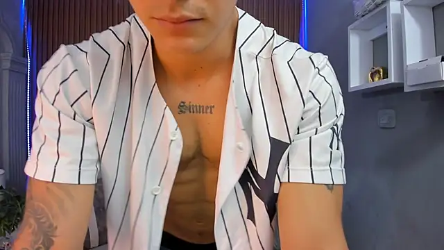 Leo santoro online show from November 7, 2:06 pm