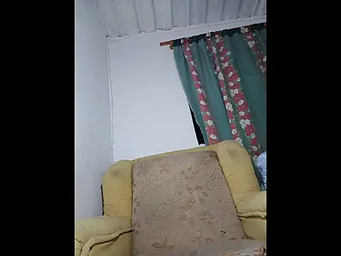 alex-golden online show from December 3, 2:30 am