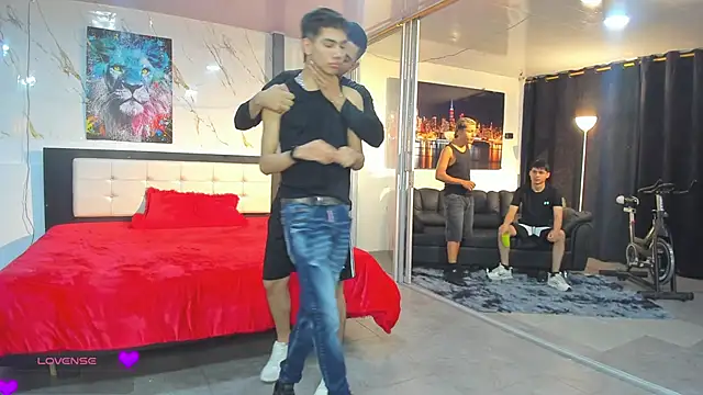 Bisexlifehot   online show from March 9, 11:20 pm