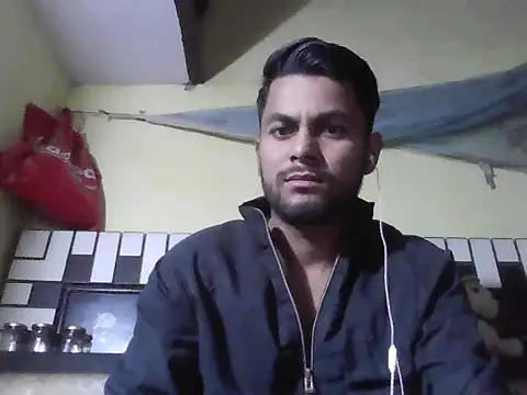 ursdreamperson online show from December 3, 5:26 am