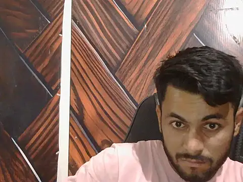 Snapshot of ursdreamperson chatting on May 2, 2:22 pm ursdreamperson online show from May 2, 2:22 pm