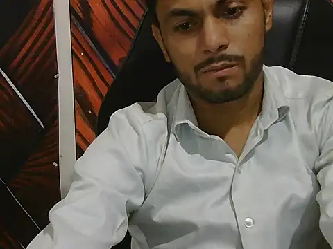 Snapshot of ursdreamperson chatting on May 4, 1:18 pm ursdreamperson online show from May 4, 1:18 pm