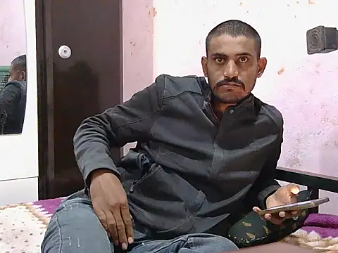 krishjaat43 online show from December 16, 6:07 am