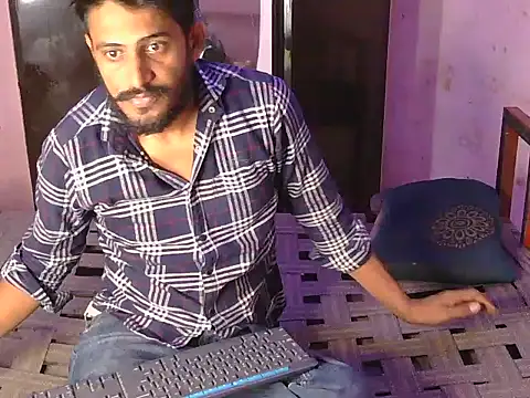 krishjaat43 online show from June 1, 6:37 am