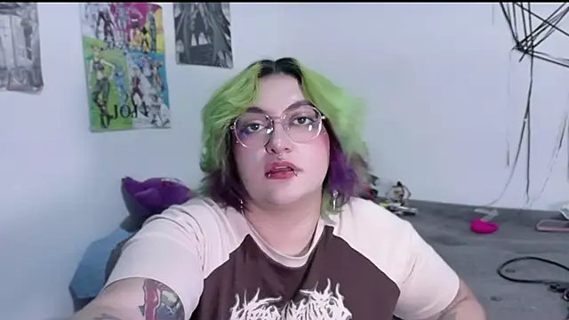 XxGreenGoodxX online show from April 16, 10:01 pm