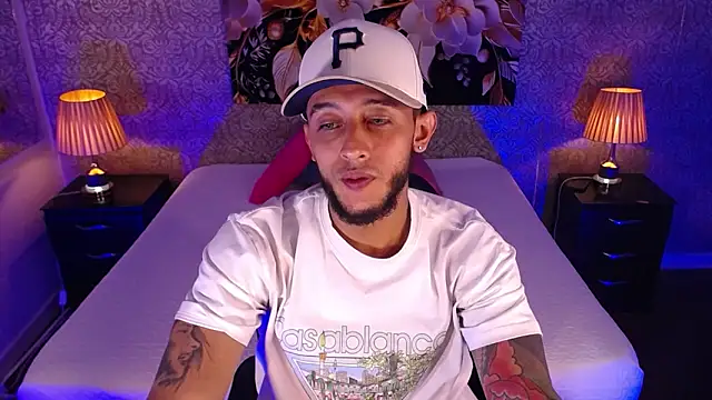 Snapshot of jonas_conor chatting on September 19, 8:31 pm jonas conor online show from September 19, 8:31 pm