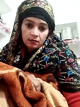 Snapshot of Chhaya_hot chatting on November 9, 3:27 am Chhaya hot online show from November 9, 3:27 am