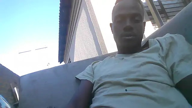 cuminsidebby online show from January 18, 4:00 pm