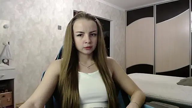 Snapshot of Lio_noy chatting on October 6, 7:55 pm Lio noy online show from October 6, 7:55 pm