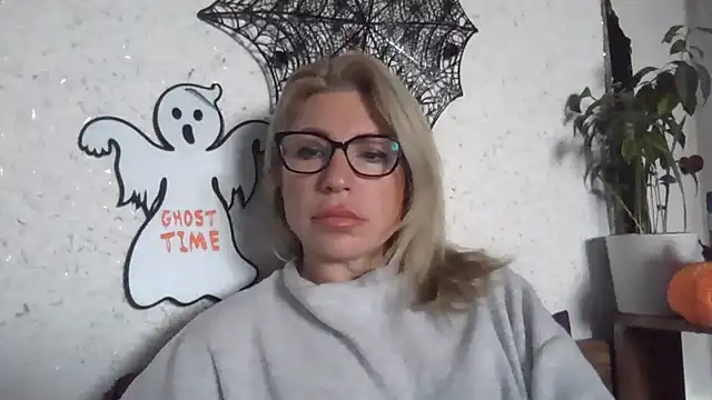 fox red lady7 online show from October 30, 6:48 am