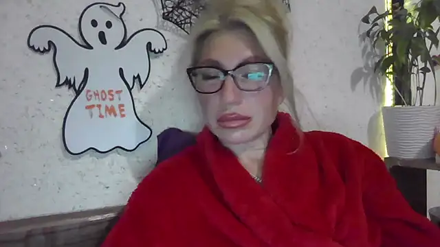 fox red lady7 online show from October 31, 8:43 pm