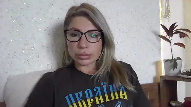 fox red lady7 online show from January 10, 12:51 pm