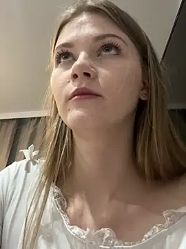 Snapshot of Jenny_Skinner20 chatting on May 14, 6:15 pm Jenny Skinner20 online show from May 14, 6:15 pm