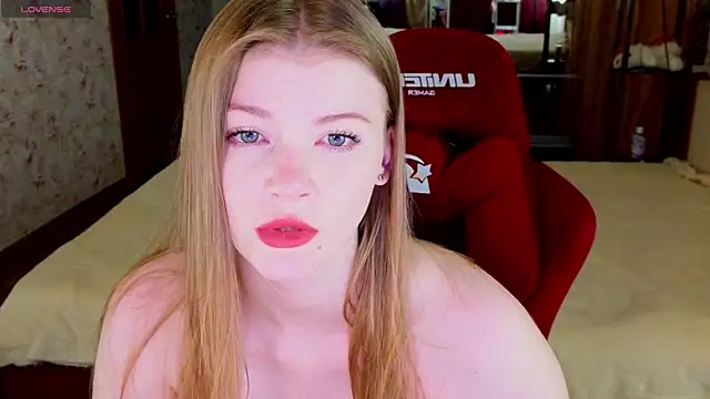 Snapshot of Jenny_Skinner20 chatting on May 22, 6:24 pm Jenny Skinner20 online show from May 22, 6:24 pm