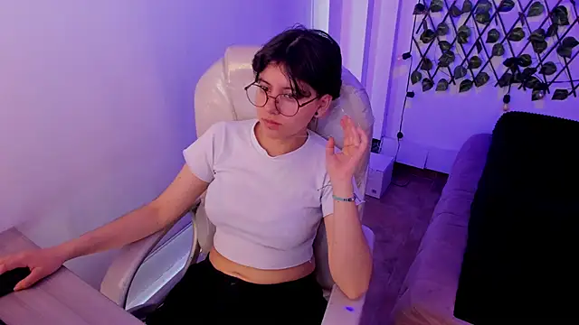 Snapshot of Nathaly_ds chatting on October 12, 7:46 pm Nathaly ds online show from October 12, 7:46 pm