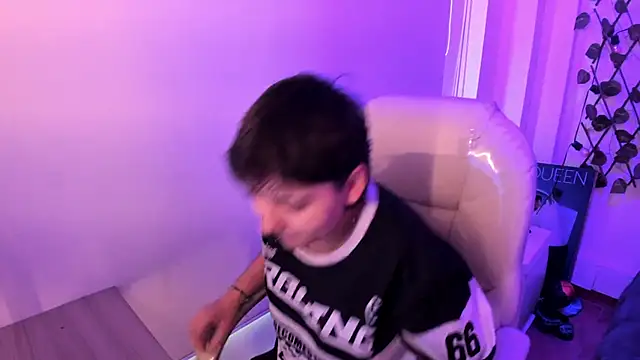 Nathaly ds online show from March 11, 3:07 pm