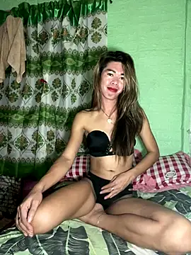 alonashy online show from November 18, 5:28 pm