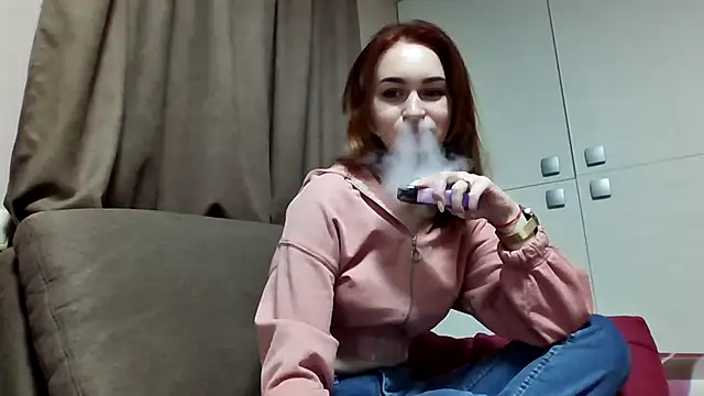 Snapshot of Requellia chatting on October 4, 6:28 pm Requellia online show from October 4, 6:28 pm