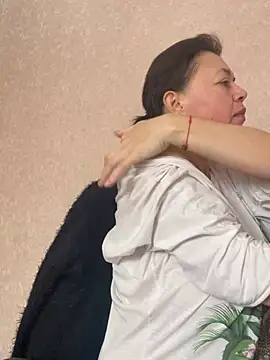 Kiravix online show from March 10, 7:35 am