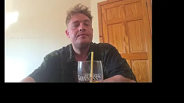 giovanotto47 online show from May 26, 5:09 pm