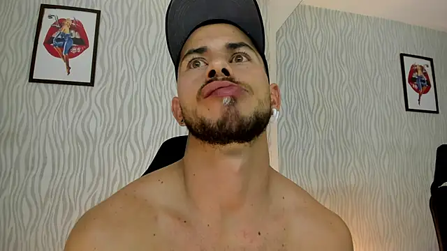 Snapshot of dylan_jacobx chatting on October 14, 11:05 pm dylan jacobx online show from October 14, 11:05 pm
