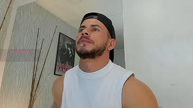 dylan jacobx online show from May 25, 2:39 am