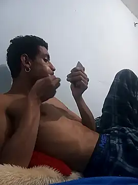 Snapshot of Bruno_Hallss chatting on December 4, 2:21 am Bruno Hallss online show from December 4, 2:21 am