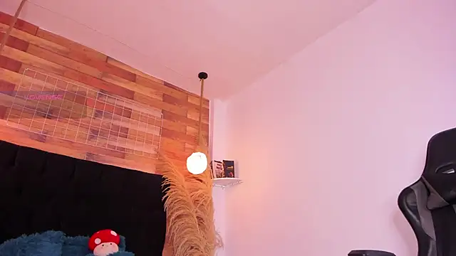 Emily brown04 online show from September 28, 11:21 pm