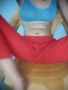 Snapshot of Sexey-Puja chatting on October 2, 3:24 am Sexey-Puja online show from October 2, 3:24 am