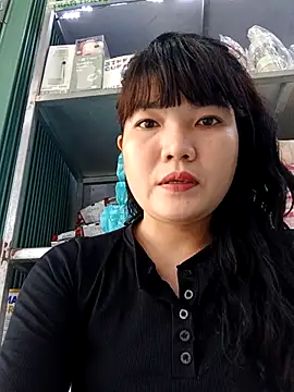 Snapshot of ttd83 chatting on March 22, 8:18 am ttd83 online show from March 22, 8:18 am