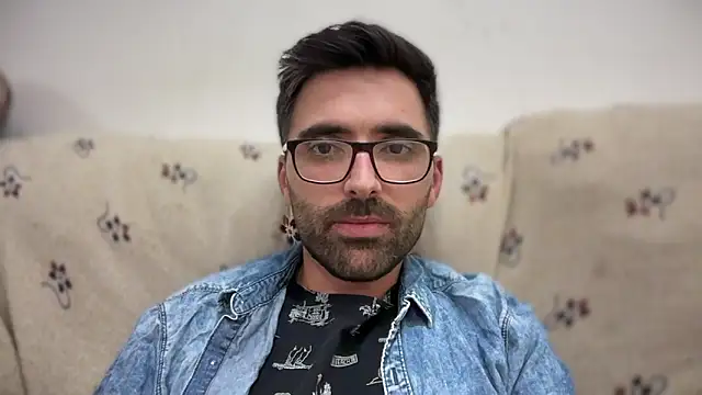 Snapshot of Alicante34 chatting on October 18, 2:14 am Alicante34 online show from October 18, 2:14 am