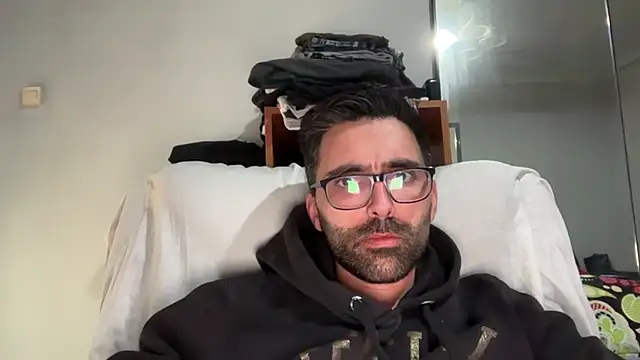 Snapshot of Alicante34 chatting on May 16, 10:23 am Alicante34 online show from May 16, 10:23 am