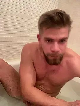 Snapshot of ScandentVendee chatting on February 8, 3:59 pm ScandentVendee online show from February 8, 3:59 pm