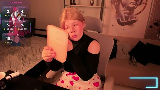 LilithNelson online show from November 12, 8:41 pm