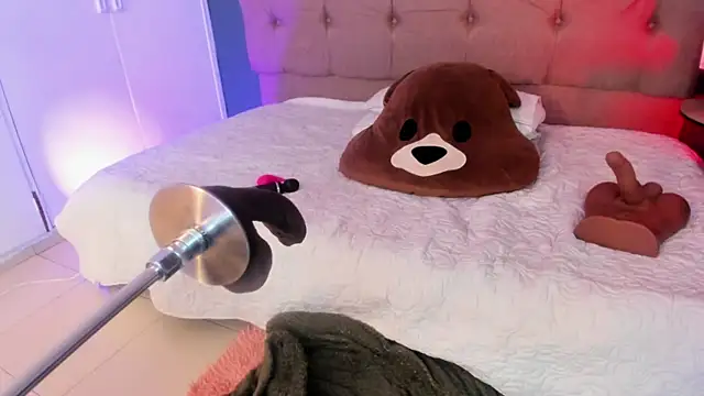 Snapshot of Karol_Pagee chatting on November 21, 4:11 am Karol Pagee online show from November 21, 4:11 am