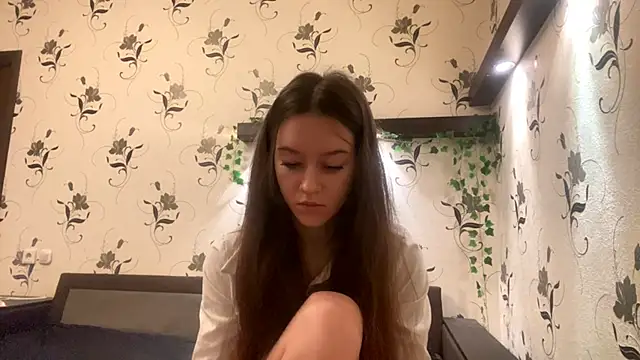 Snapshot of AshleyEady chatting on September 18, 9:17 pm AshleyEady online show from September 18, 9:17 pm