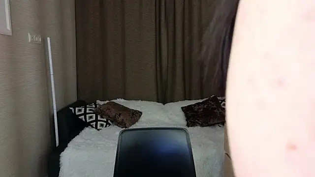 cute club online show from October 16, 5:14 pm