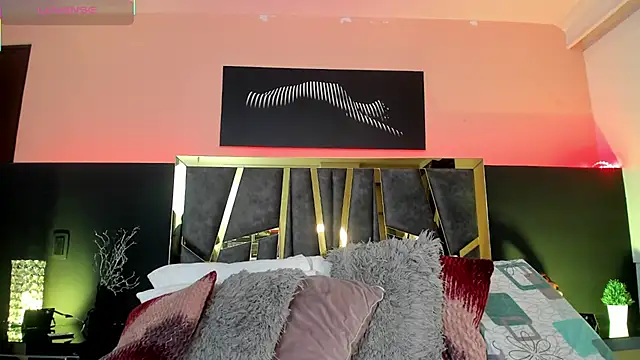 ScarletTorres online show from December 19, 3:30 pm